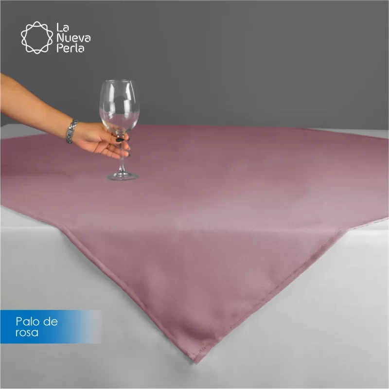 Cubre mantel Tergal Liverpool 145x145 cm Palo de Rosa