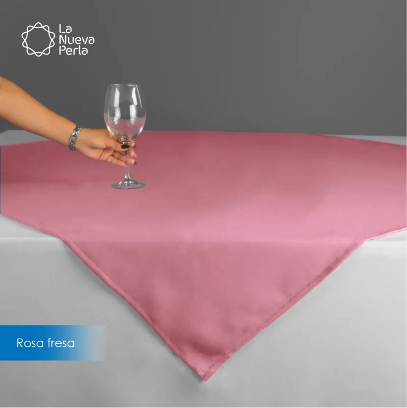 Cubre mantel Tergal Liverpool 145x145 cm Rosa Fresa